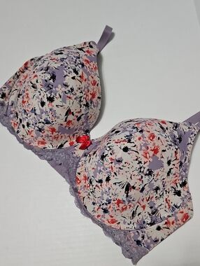 Adore Me Lavender Floral Padded Underwire Bra with Lace Trim Size 40DD